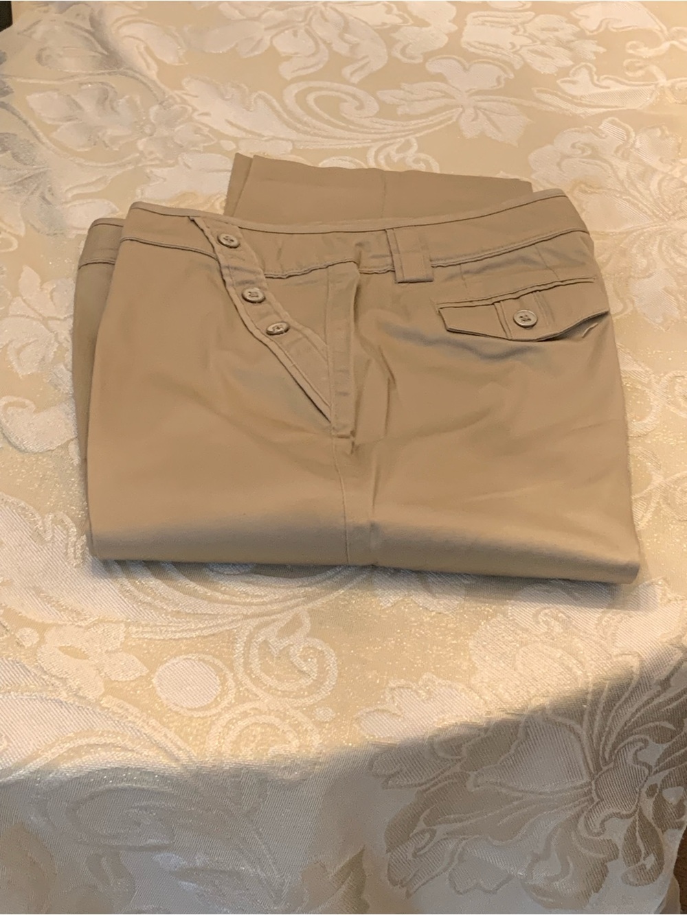 Women's Beige Stretch Casual capris